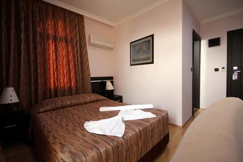 My House Hotel Konyaalti Номер фото