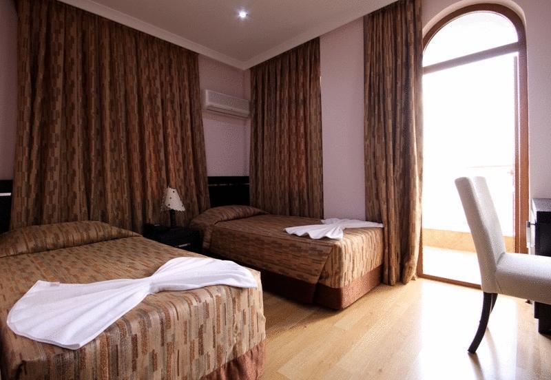 My House Hotel Konyaalti Номер фото